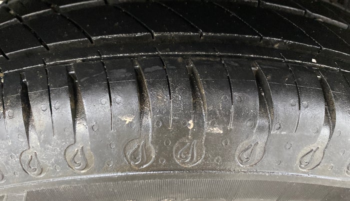 2020 Datsun Redi Go T(O), Petrol, Manual, 6,990 km, Right Rear Tyre Tread