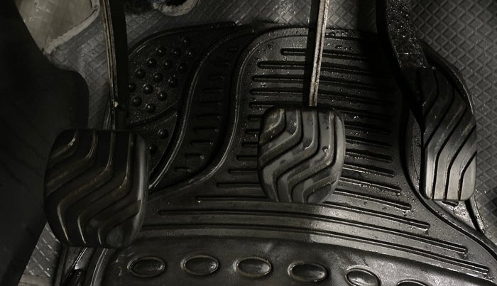 2020 Datsun Redi Go T(O), Petrol, Manual, 6,990 km, Pedals