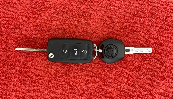 2020 Skoda Rapid ACTIVE 1.0 TSI, Petrol, Manual, 29,060 km, Key Close Up