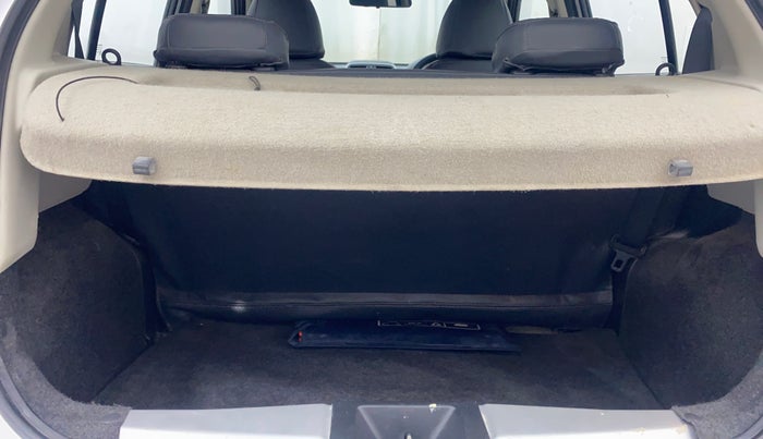 2016 Nissan Micra XV CVT, Petrol, Automatic, 74,157 km, Boot Inside