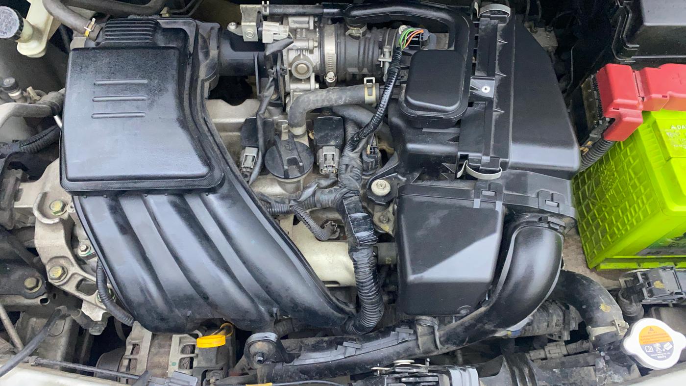 2016 Nissan Micra XV CVT, Petrol, Automatic, 74,634 km, Engine View