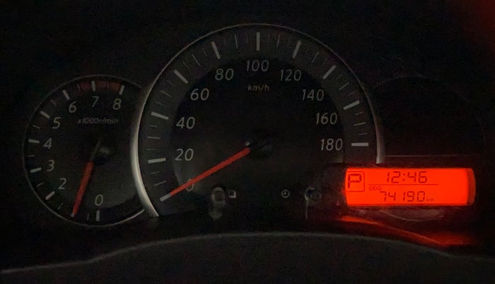 2016 Nissan Micra XV CVT, Petrol, Automatic, 74,157 km, Odometer Image