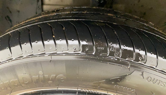 2024 Hyundai EXTER SX 1.2 MT Hy-CNG Duo , CNG, Manual, 14,280 km, Left Front Tyre Tread