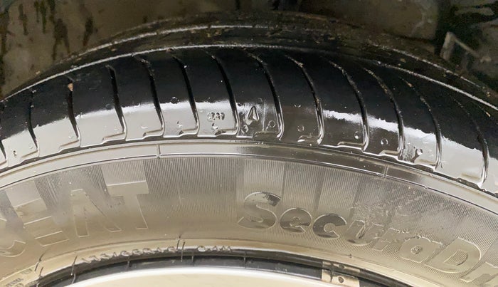 2024 Hyundai EXTER SX 1.2 MT Hy-CNG Duo , CNG, Manual, 14,280 km, Right Front Tyre Tread