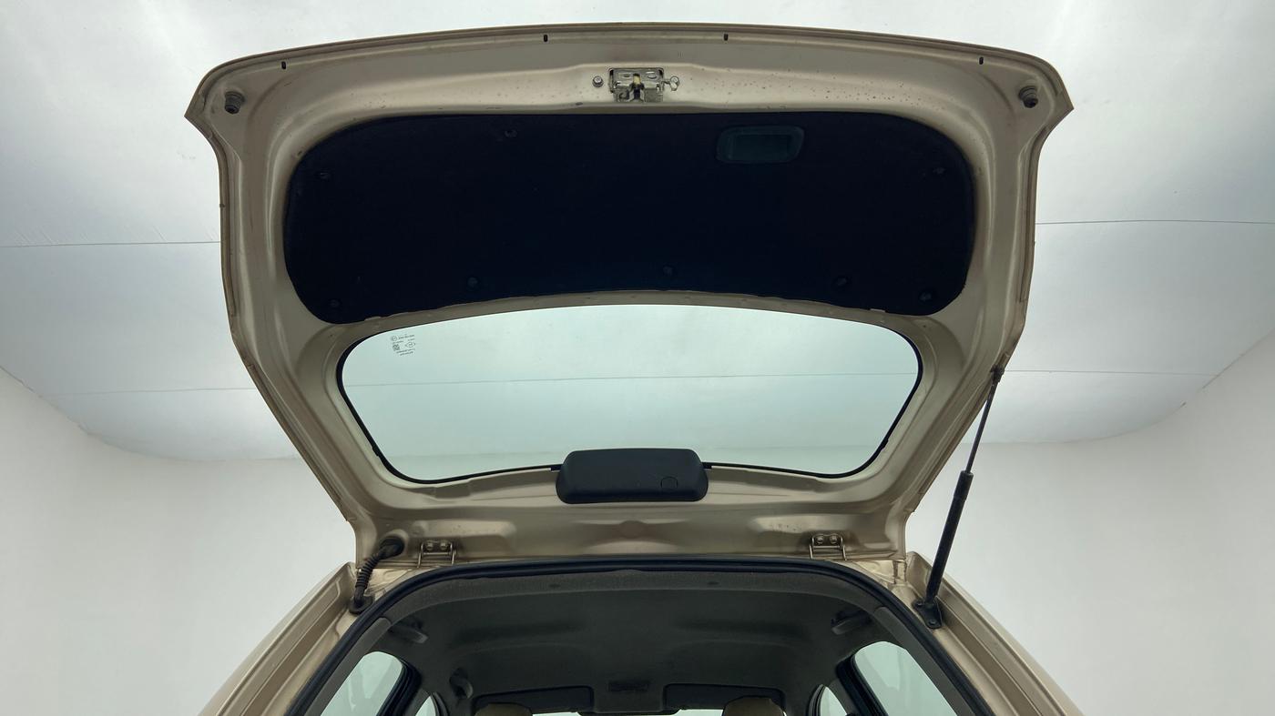 2012 Toyota Etios Liva G, Petrol, Manual, 1,03,218 km, Boot Door Open