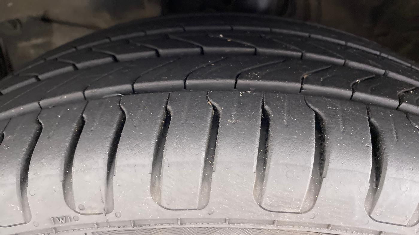 2018 Honda City V MT PETROL, Petrol, Manual, 50,426 km, Left Front Tyre Tread