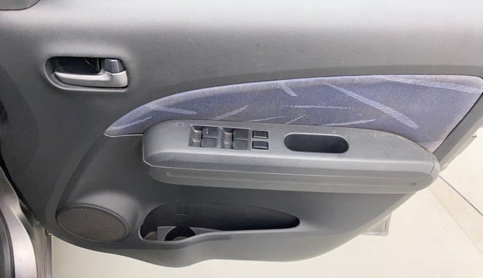 2010 Maruti Ritz VXI, Petrol, Manual, 76,940 km, Driver Side Door Panels Control