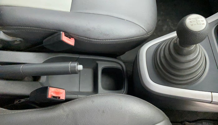 2010 Maruti Ritz VXI, Petrol, Manual, 76,940 km, Gear Lever