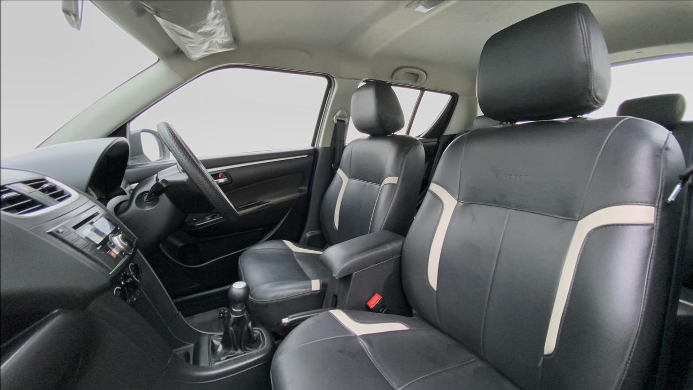 2014 Maruti Swift VXI D, Petrol, Manual, 37,288 km, Right Side Front Door Cabin