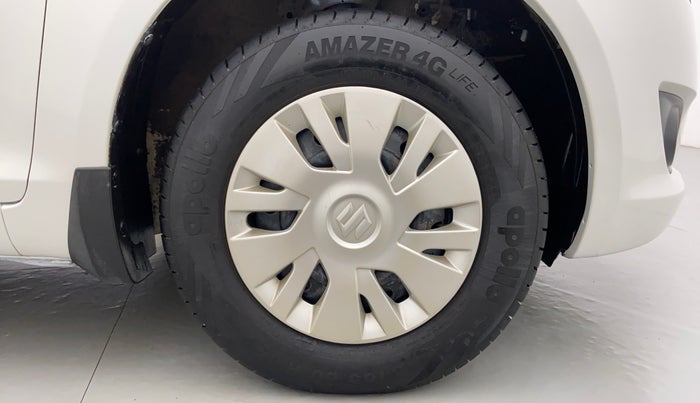 2014 Maruti Swift VXI D, Petrol, Manual, 37,288 km, Right Front Wheel