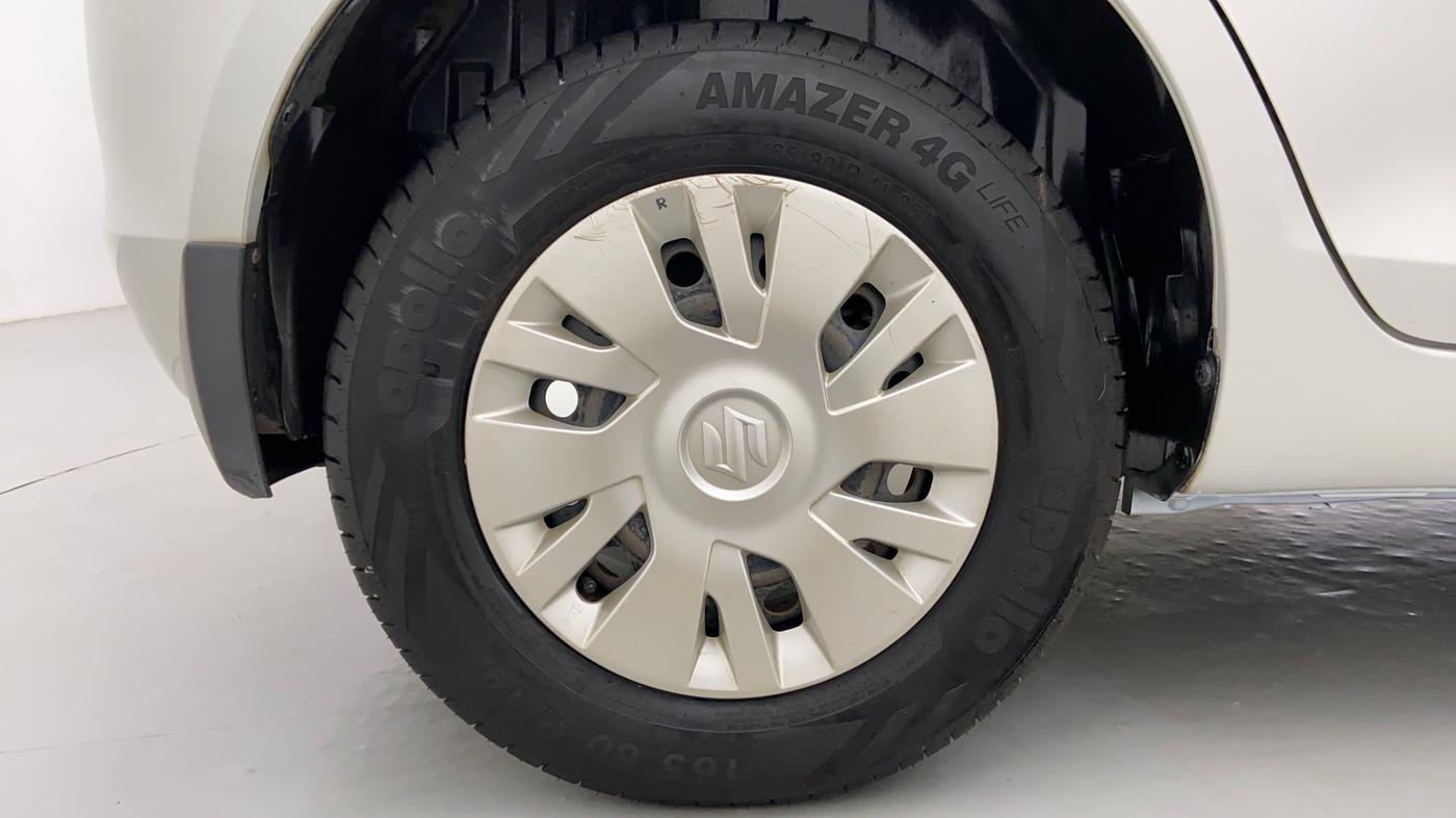 2014 Maruti Swift VXI D, Petrol, Manual, 37,288 km, Right Rear Wheel