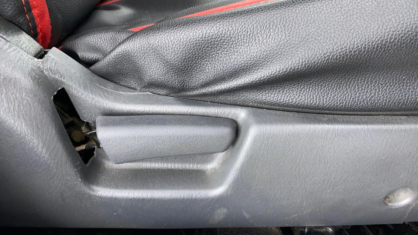 2019 Maruti Alto K10 VXI P, Petrol, Manual, 38,942 km, Driver Side Adjustment Panel