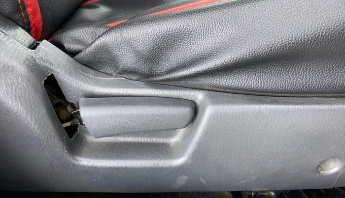 2019 Maruti Alto K10 VXI P, Petrol, Manual, 38,942 km, Driver Side Adjustment Panel