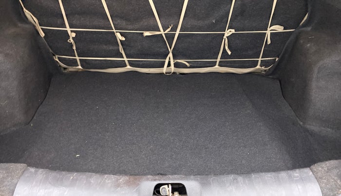 2016 Maruti Swift Dzire VXI, Petrol, Manual, 68,550 km, Boot Inside