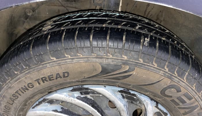 2019 Maruti Dzire VXI, Petrol, Manual, 98,383 km, Left Front Tyre Tread