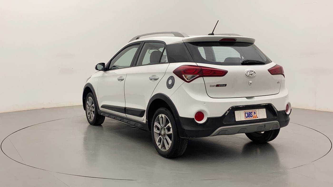 2017 Hyundai i20 Active 1.2 SX, Petrol, Manual, 32,345 km, Left Back Diagonal