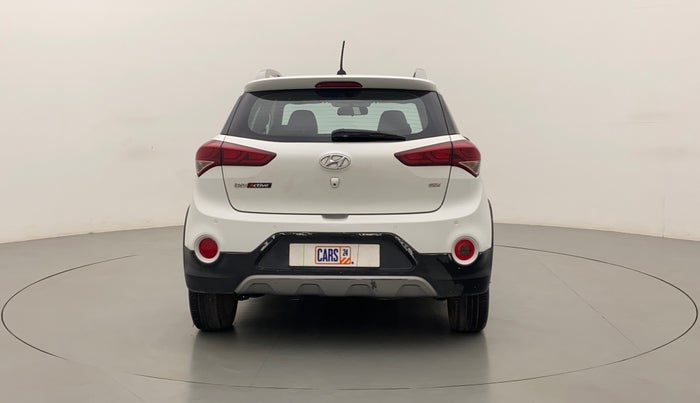 2017 Hyundai i20 Active 1.2 SX, Petrol, Manual, 32,345 km, Back/Rear