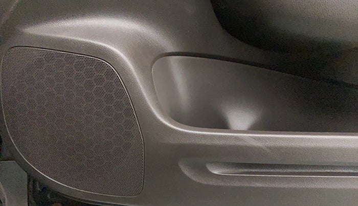 2016 Honda CRV 2.4L 2WD AT, Petrol, Automatic, 1,00,440 km, Speaker