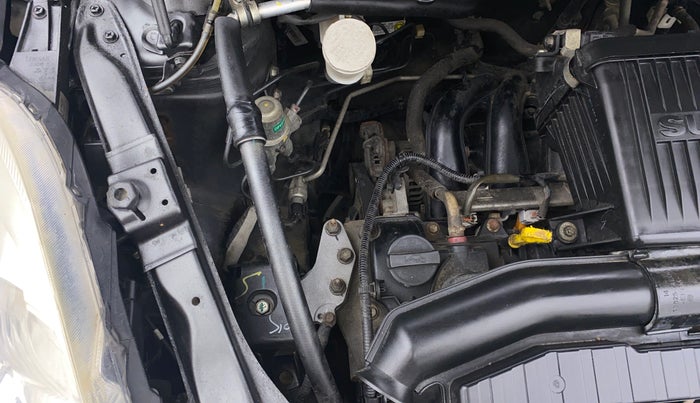 2015 Maruti Swift VXI, Petrol, Manual, 30,890 km, Engine View - Right
