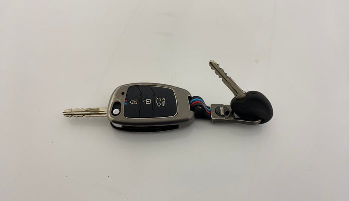 2023 Hyundai EXTER SX 1.2 CNG MT, CNG, Manual, 24,594 km, Key Close Up