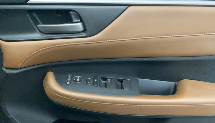 2023 Honda ELEVATE ZX MT, Petrol, Manual, 14,875 km, Driver Side Door Panels Control