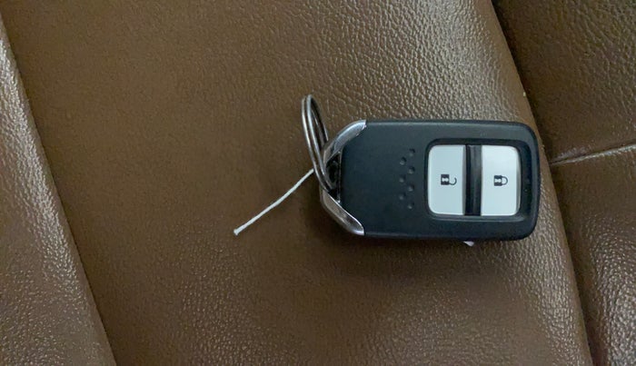 2023 Honda ELEVATE ZX MT, Petrol, Manual, 14,875 km, Key Close Up