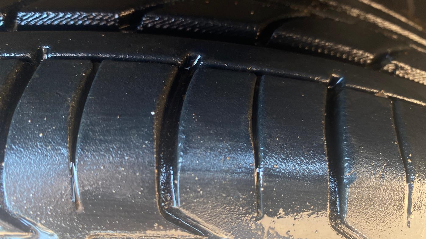 2021 Ford Figo Aspire TITANIUM 1.2 PETROL, Petrol, Manual, 36,751 km, Right Front Tyre Tread