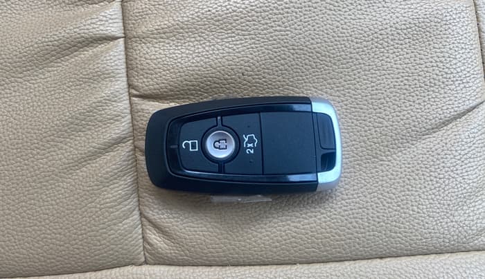 2021 Ford Figo Aspire TITANIUM 1.2 PETROL, Petrol, Manual, 37,399 km, Key Close Up