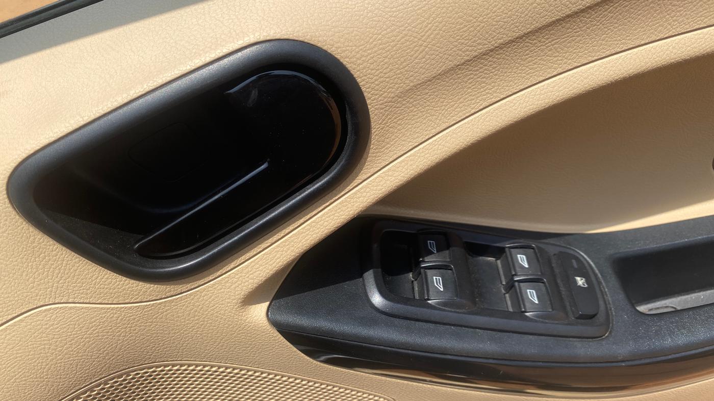 2021 Ford Figo Aspire TITANIUM 1.2 PETROL, Petrol, Manual, 36,751 km, Driver Side Door Panels Control