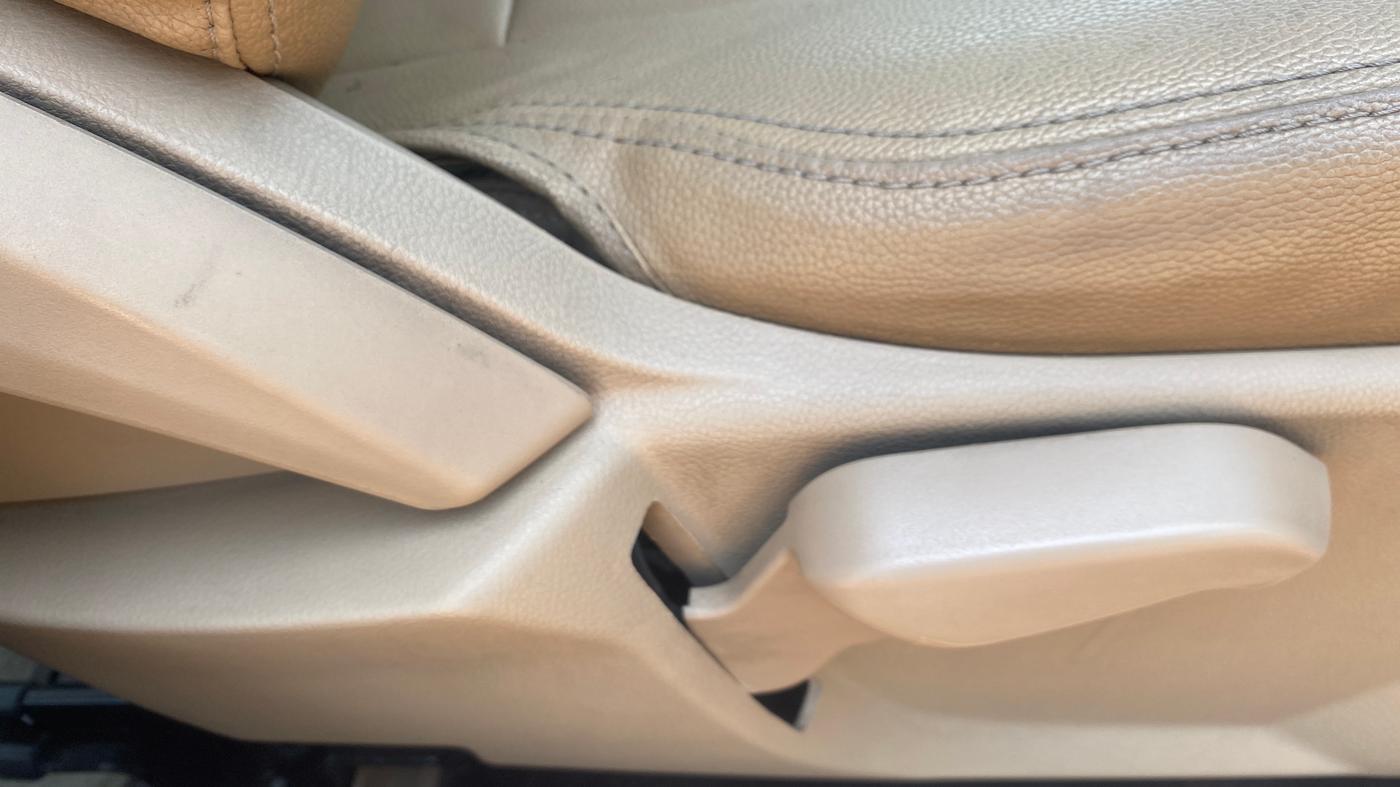 2021 Ford Figo Aspire TITANIUM 1.2 PETROL, Petrol, Manual, 36,751 km, Driver Side Adjustment Panel