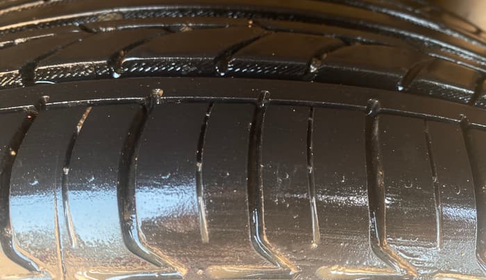 2021 Ford Figo Aspire TITANIUM 1.2 PETROL, Petrol, Manual, 37,399 km, Left Rear Tyre Tread