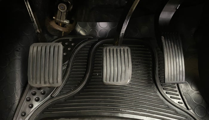 2020 Hyundai AURA SX 1.2 (O), Petrol, Manual, 59,302 km, Pedals