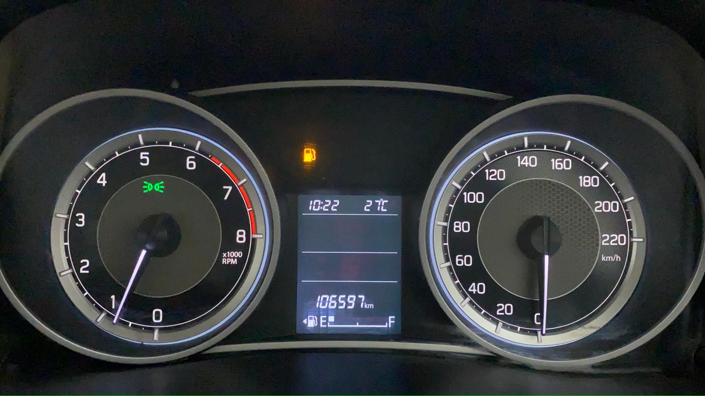 2018 Maruti Dzire ZXI, Petrol, Manual, 1,06,701 km, Odometer Image
