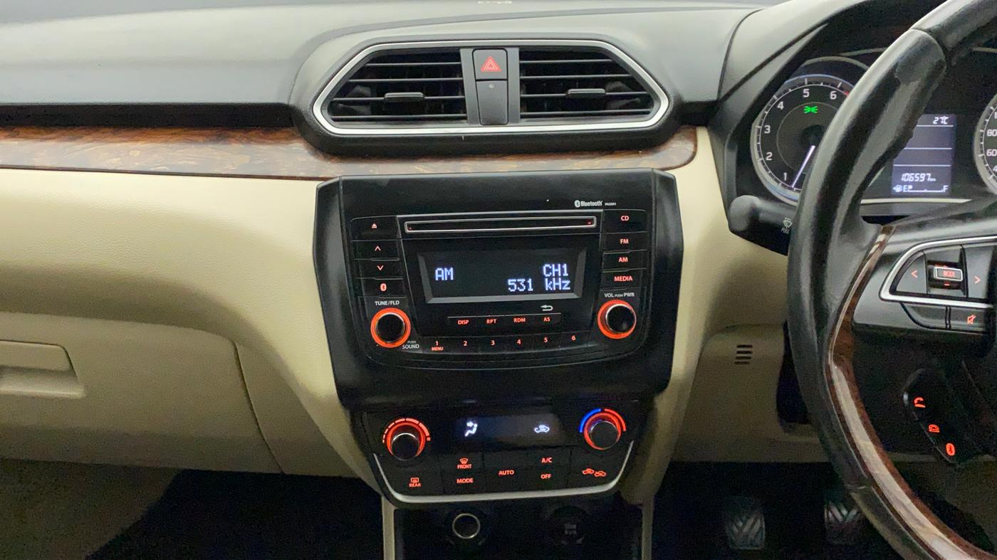 2018 Maruti Dzire ZXI, Petrol, Manual, 1,06,701 km, Air Conditioner