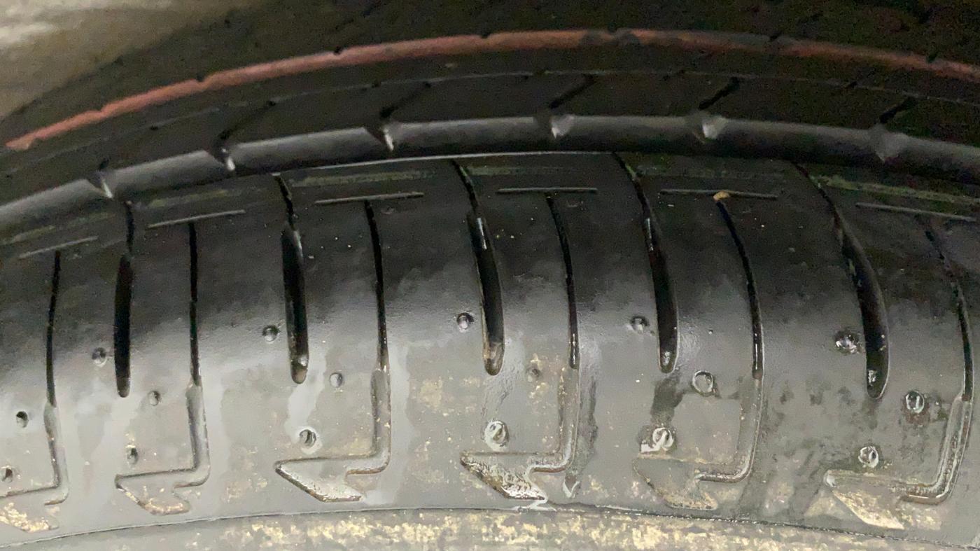 2022 Maruti IGNIS ZETA 1.2, Petrol, Manual, 1,164 km, Left Front Tyre Tread