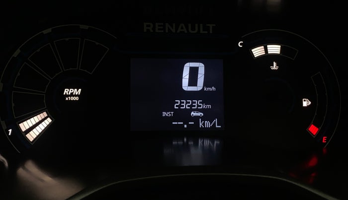 2022 Renault TRIBER RXZ DUAL TONE, Petrol, Manual, 23,295 km, Odometer Image