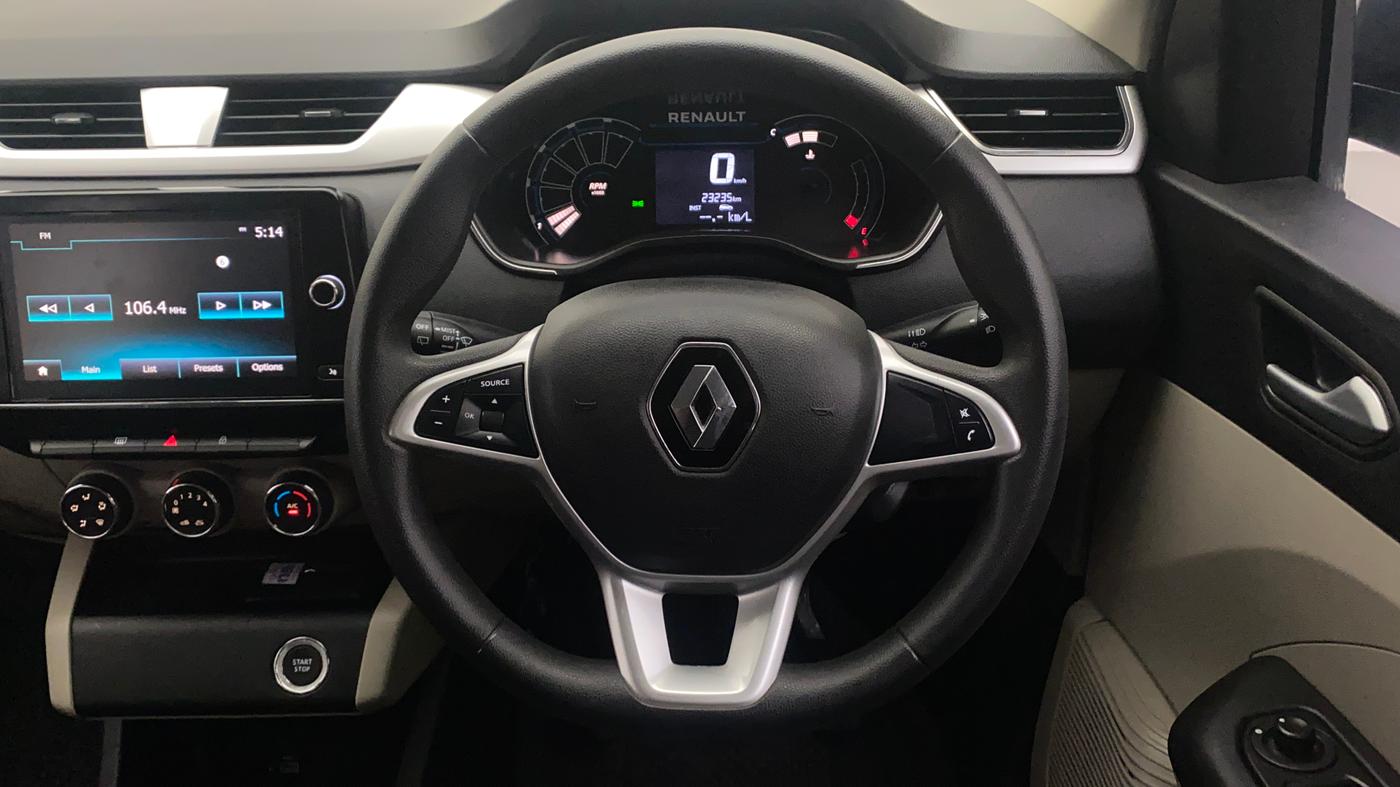 2022 Renault TRIBER RXZ DUAL TONE, Petrol, Manual, 23,295 km, Steering Wheel Close Up