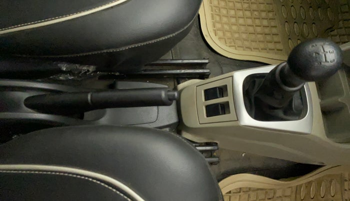 2018 Maruti Alto K10 VXI (O), Petrol, Manual, 35,329 km, Gear Lever