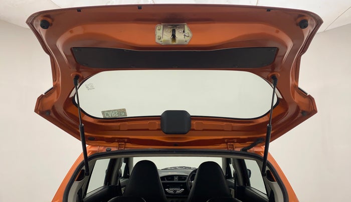 2018 Maruti Alto K10 VXI (O), Petrol, Manual, 35,329 km, Boot Door Open