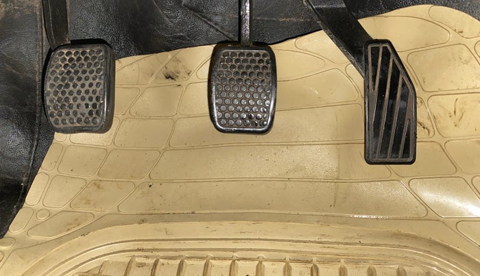 2018 Maruti Alto K10 VXI (O), Petrol, Manual, 35,329 km, Pedals