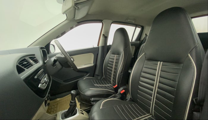 2018 Maruti Alto K10 VXI (O), Petrol, Manual, 35,329 km, Right Side Front Door Cabin