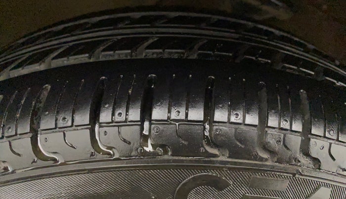 2018 Maruti Alto K10 VXI (O), Petrol, Manual, 35,329 km, Right Rear Tyre Tread