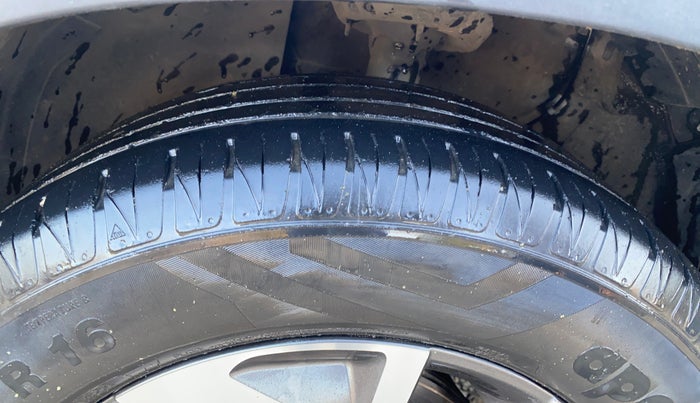 2022 KIA SONET HTX 1.0 IMT, Petrol, Manual, 74,033 km, Left Front Tyre Tread