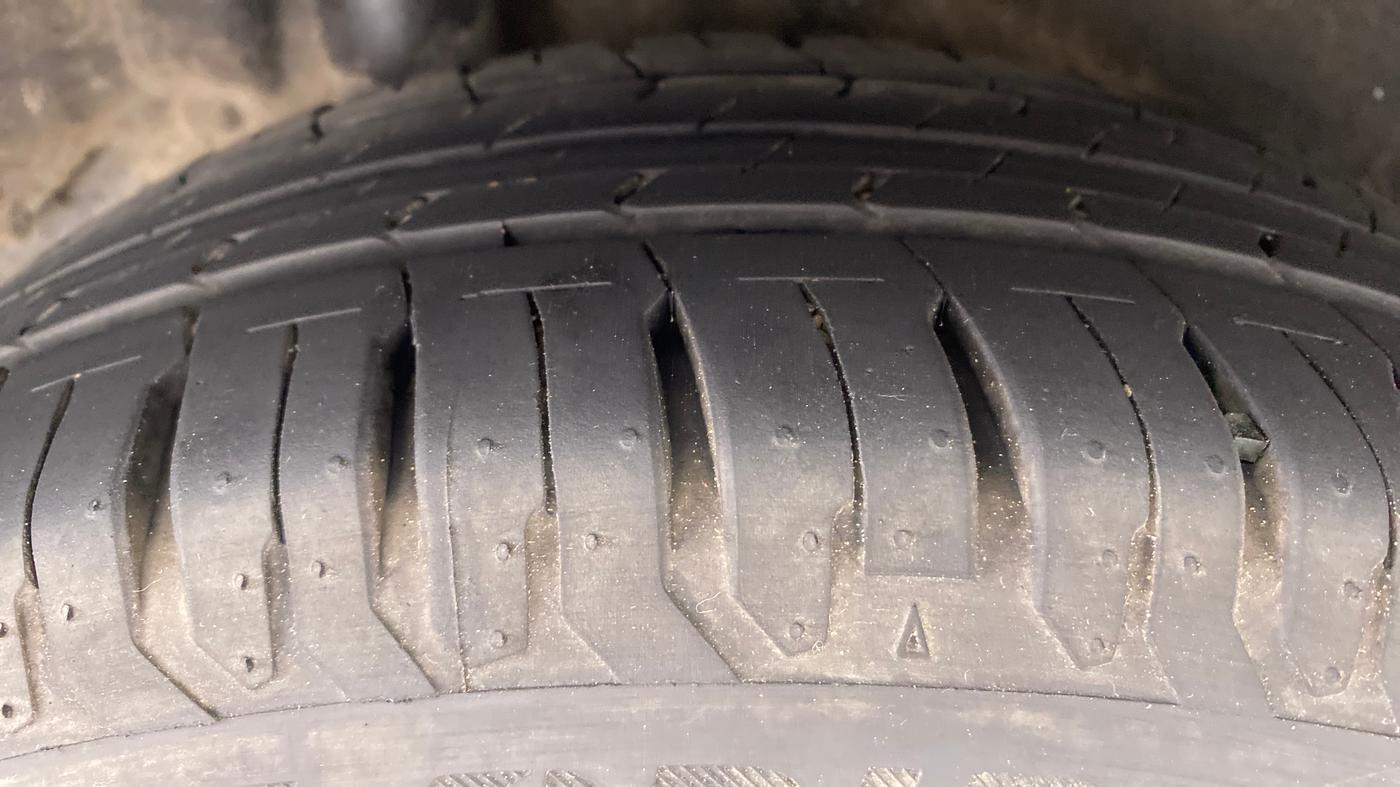 2022 Hyundai Verna SX (O)1.0 TURBO DCT, Petrol, Automatic, 11,885 km, Right Rear Tyre Tread