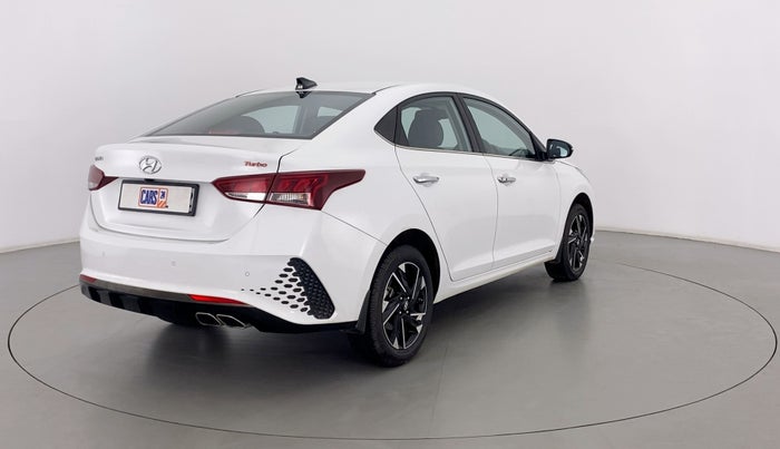 2022 Hyundai Verna SX (O)1.0 TURBO DCT, Petrol, Automatic, 11,885 km, Right Back Diagonal