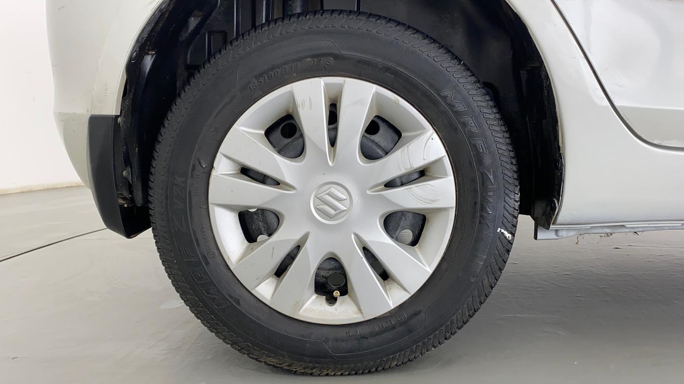 2014 Maruti Swift VXI, Petrol, Manual, 37,528 km, Right Rear Wheel