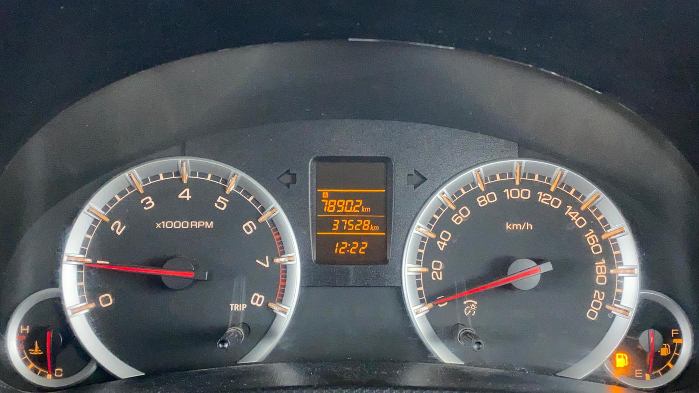 2014 Maruti Swift VXI, Petrol, Manual, 37,528 km, Odometer Image