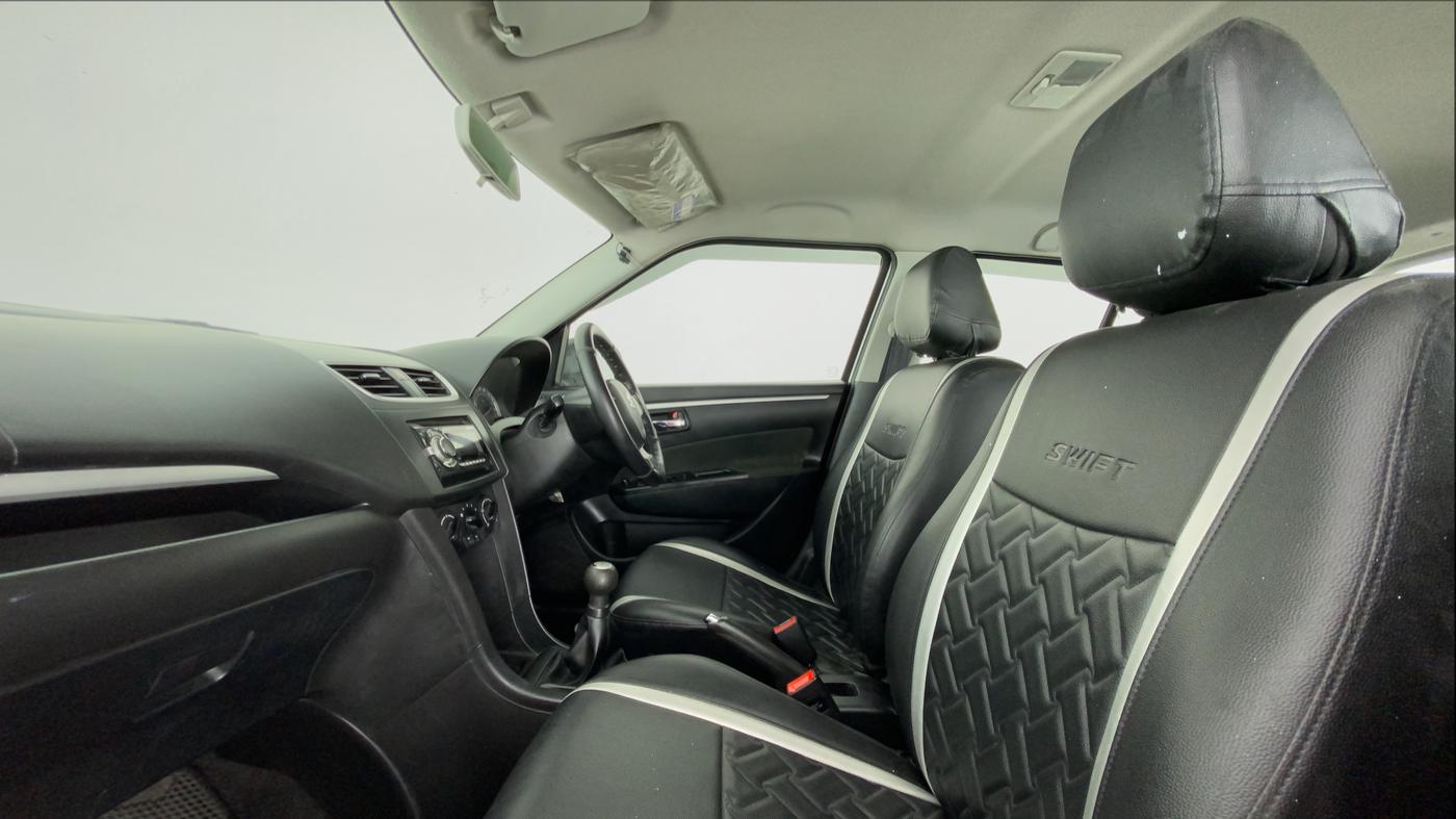 2014 Maruti Swift VXI, Petrol, Manual, 37,528 km, Right Side Front Door Cabin