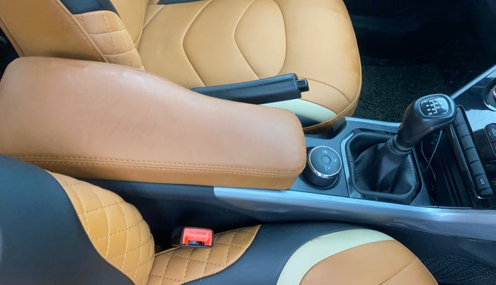 2022 Tata NEXON XM PLUS SUNROOF PETROL, Petrol, Manual, 38,973 km, Gear Lever