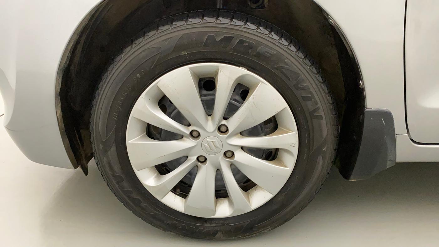 2015 Maruti Baleno DELTA DIESEL 1.3, Diesel, Manual, 48,213 km, Left Front Wheel